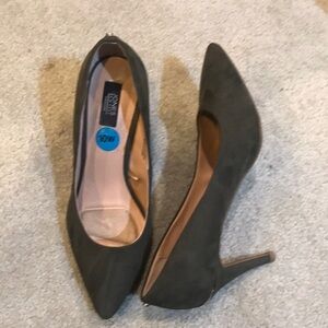 Jones New York Faux Suede Bedford Textile Upper Gold Accent Pump Shoes-Size 10W